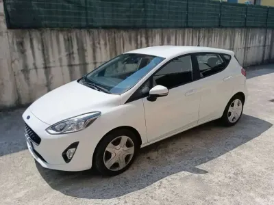 Usata Ford Fiesta 86 CV (63 kW) 2019 Bianco Utilitaria