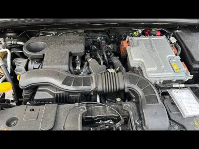 Usata Renault Captur Zen 145 CV (106 kW) 2022 Grigio scuro SUV