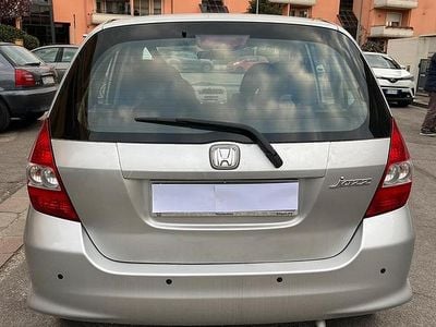 Usata Honda Jazz 78 CV (57 kW) 2007 Grigio Utilitaria