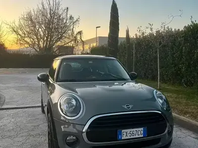 Usata Mini Cooper D 116 CV (85 kW) 2019 Utilitaria
