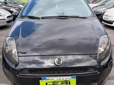 Usata Fiat Punto Lounge 75 CV (55 kW) 2014 Nero Utilitaria