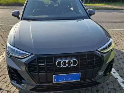 Usata Audi Q3 S-Line 200 CV (147 kW) 2021 Grigio SUV