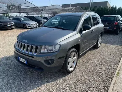 Usata Jeep Compass Limited 136 CV (100 kW) 2012 Grigio SUV