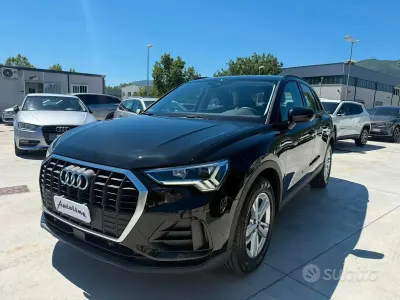 Usata Audi Q3 Comfort 150 CV (110 kW) 2023 Nero SUV