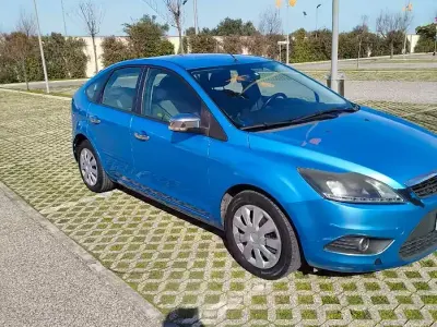 Begagnad Ford Focus 2008 Blå Kombi