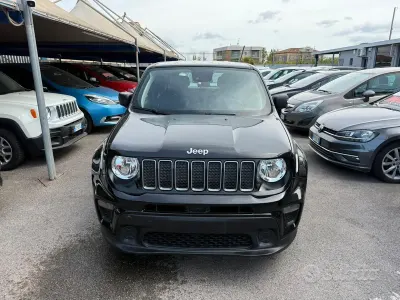 Occasion Jeep Renegade Longitude 130 ch (95 kW) 2023 Noir SUV