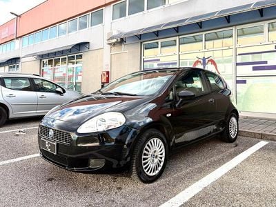 Usata Fiat Grande Punto Active 65 CV (47 kW) 2006 Nero Utilitaria