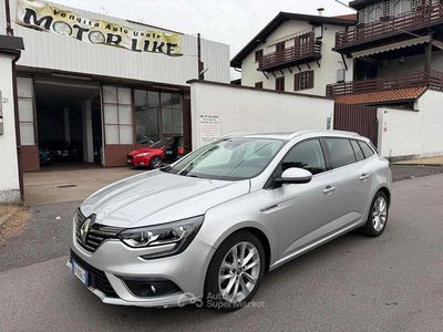 Argento Usata 2018 Renault Mégane GrandTour Intens Station wagon | 9900 € (Buon prezzo)