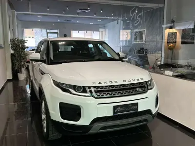 Usata Land Rover Range Rover evoque SE 150 CV (110 kW) 2018 Bianco SUV