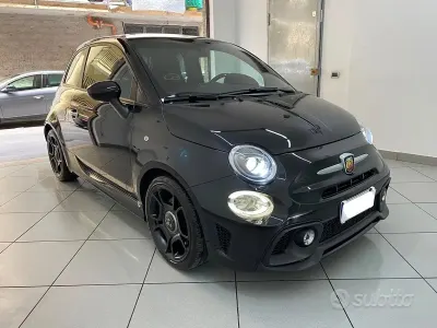 Usata Abarth 595 Pista 165 CV (121 kW) 2020 Nero Utilitaria