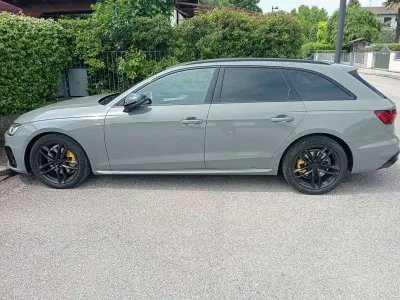 Usata Audi A4 S-Line 163 CV (119 kW) 2020 Grigio Station wagon