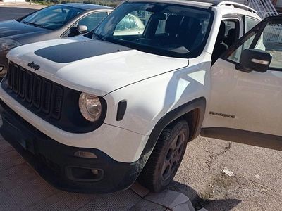 Usata Jeep Renegade Longitude 120 CV (88 kW) 2017 Bianco SUV