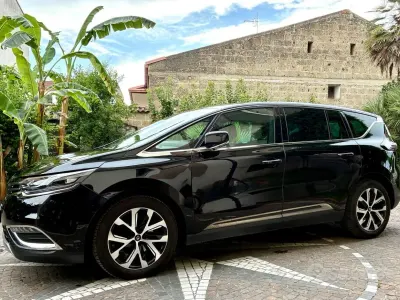 Usata Renault Espace 160 CV (117 kW) 2019 Nero Monovolume