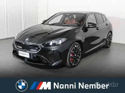 Nuova BMW M135 M Sport 300 CV (220 kW) 2026 Nero Utilitaria
