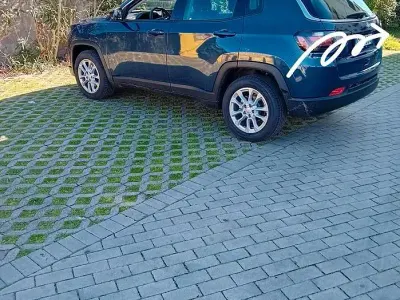 Usata Jeep Compass 131 CV (96 kW) 2024 Bluazzurro SUV