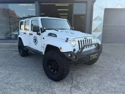 Usata Jeep Wrangler Unlimited Rubicon 200 CV (147 kW) 2012 Bianco SUV