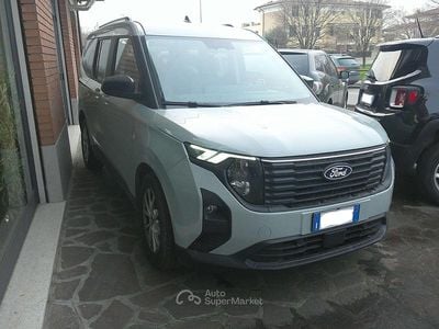 Usata Ford Tourneo Courier Titanium 125 CV (91 kW) 2025 Grigio Monovolume