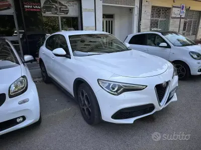 Usata Alfa Romeo Stelvio 160 CV (117 kW) 2021 Bianco SUV