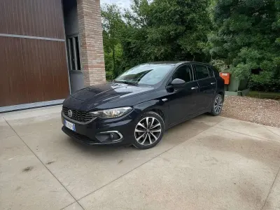 Usata Fiat Tipo S 120 CV (88 kW) 2018 Blu/azzurro Berlina