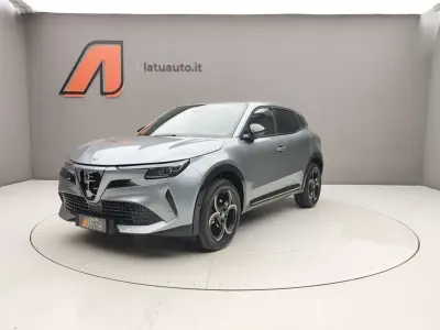 Nuova Alfa Romeo GT Junior 136 CV (100 kW) 2025 Grigio arese SUV