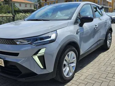 Usata Renault Captur Evolution 101 CV (74 kW) 2024 Aviation SUV