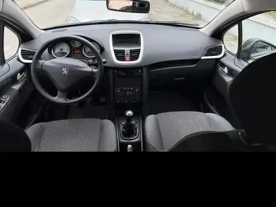 Usata Peugeot 207 90 CV (66 kW) 2009 Grigio Station wagon