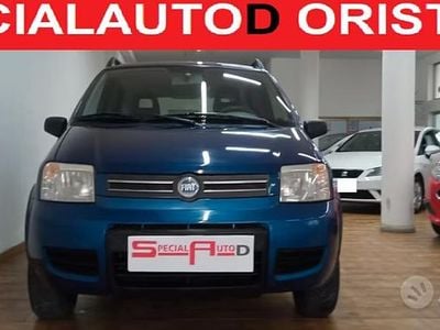 Begagnad Fiat Panda 4x4 Climbing 54 HK (39 kW) 2006 Blå Halvkombi