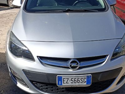 usata Opel Astra sw j prezzo non trattabile