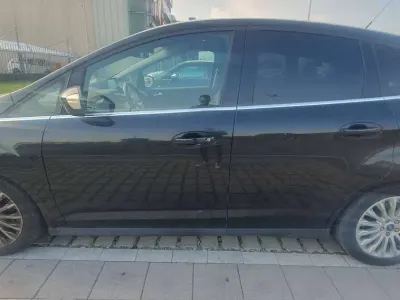 Usata Ford C-MAX Titanium 116 CV (85 kW) 2011 Nero Monovolume
