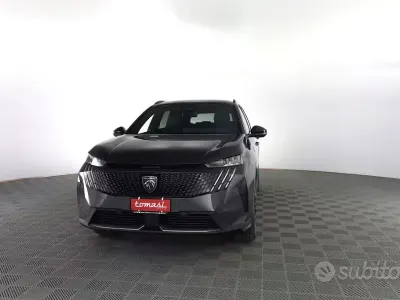 Nuova Peugeot 5008 GT 136 CV (100 kW) 2026 Grigio SUV