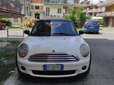 Używany Mini Cooper 120 KM (88 kW) 2009 Hatchback