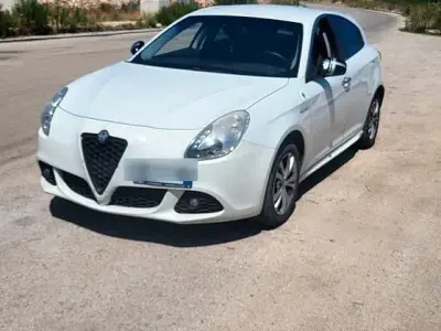 Usata Alfa Romeo Giulietta 140 CV (102 kW) 2011 Utilitaria
