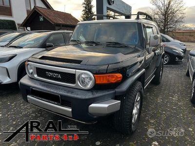 Nero Usata 2006 Toyota FJ Cruiser SUV | 35.000 €