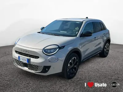 Usata Fiat 600 La Prima 110 CV (80 kW) 2025 Beige SUV