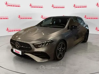 Gebraucht Mercedes A180 AMG Line Premium Plus 116 PS (85 kW) 2023 Grau Limousine