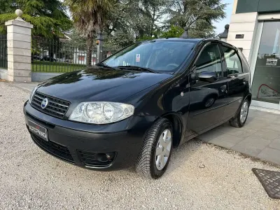 Brugt Fiat Punto Dynamic 69 HK (50 kW) 2004 Grå Hatchback