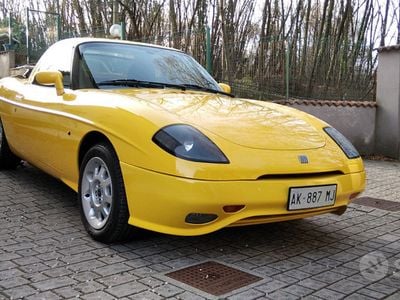 Usata Fiat Barchetta 131 CV (96 kW) 1996 Giallo Cabrio