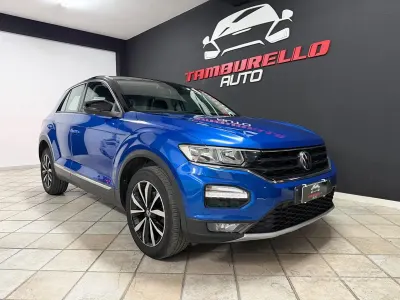 Usata VW T-Roc Business 110 CV (80 kW) 2021 Blu SUV