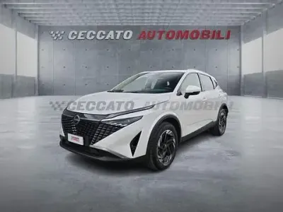 Usata Nissan Qashqai N-Connecta 158 CV (116 kW) 2025 Bianco SUV