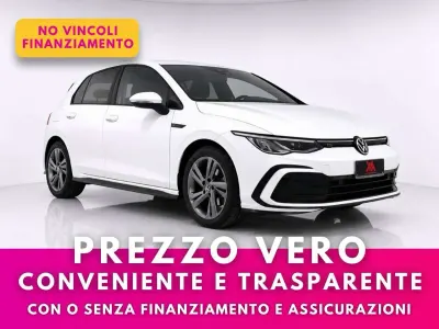 Usata VW Golf VIII R-line 131 CV (96 kW) 2024 Bianco