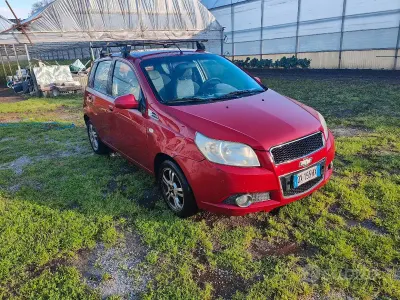 Usata Chevrolet Aveo 84 CV (61 kW) 2009 Rosso Berlina