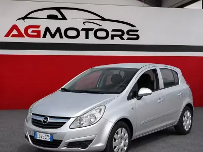 Usata Opel Corsa Cosmo 80 CV (58 kW) 2007 Grigio Utilitaria