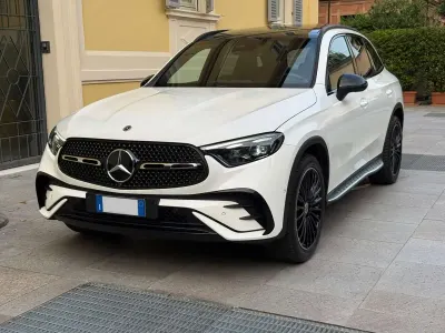 Usata Mercedes GLC220 AMG Line Premium Plus 197 CV (144 kW) 2024 Bianco SUV