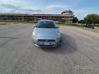 Usata Fiat Grande Punto 77 CV (56 kW) 2008 Utilitaria