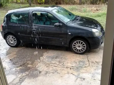 Usata Renault Clio II 75 CV (55 kW) 2005 Nero Berlina