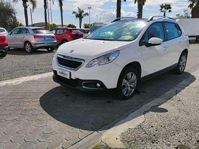 Usata Peugeot 2008 Allure 92 CV (67 kW) 2014 Bianco SUV