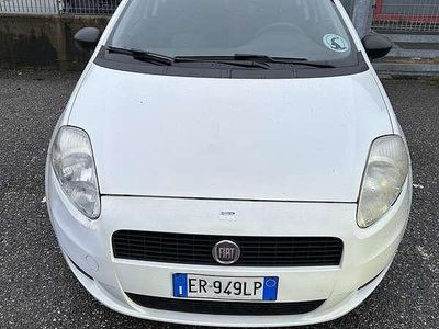 Usata Fiat Punto 75 CV (55 kW) 2013 Furgone