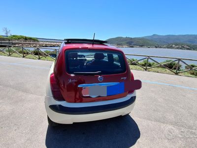 Usata Lancia Ypsilon 60 CV (44 kW) 2006 Rosso Utilitaria