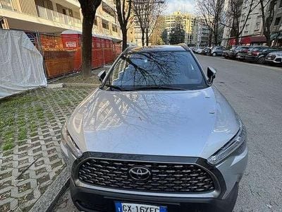 Usata Toyota Corolla Cross Lounge 199 CV (146 kW) 2024 Argento SUV