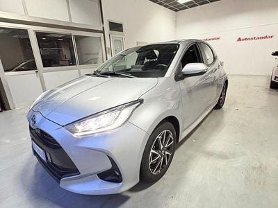Usata Toyota Yaris Trend 116 CV (85 kW) 2023 Argento Utilitaria
